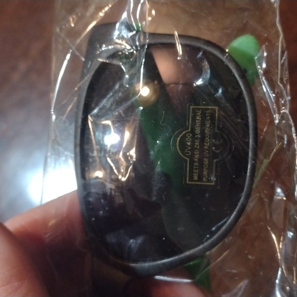 Sunglasses - Picture 2 of 4